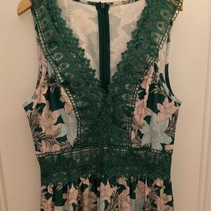 Maxi Dress women’s S Floral Lace v-neck Tropics Boho Sleeveless resort vacation